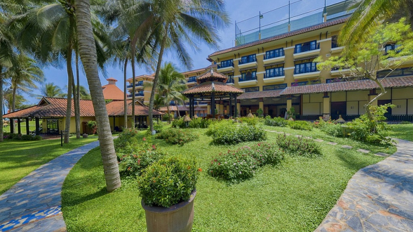 Sân vườn Seahorse Resort & Spa Phan Thiết