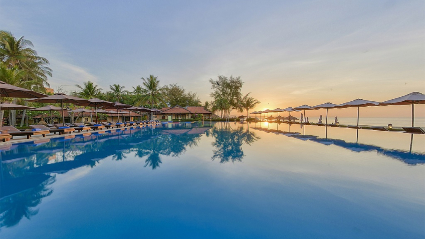Hồ bơi vô cực Seahorse Resort & Spa Phan Thiết