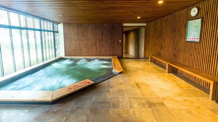Khu tắm Onsen trong nhà