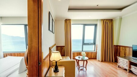 Phòng Serene Suite VIP