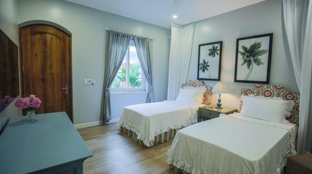 Deluxe Room with Balcony