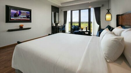 Deluxe Connecting Room