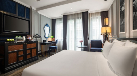 Solarium Balcony King Room City View