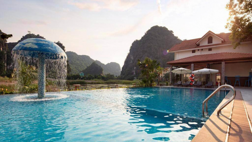 Bể bơi Tam Coc La Montagne Resort & Spa