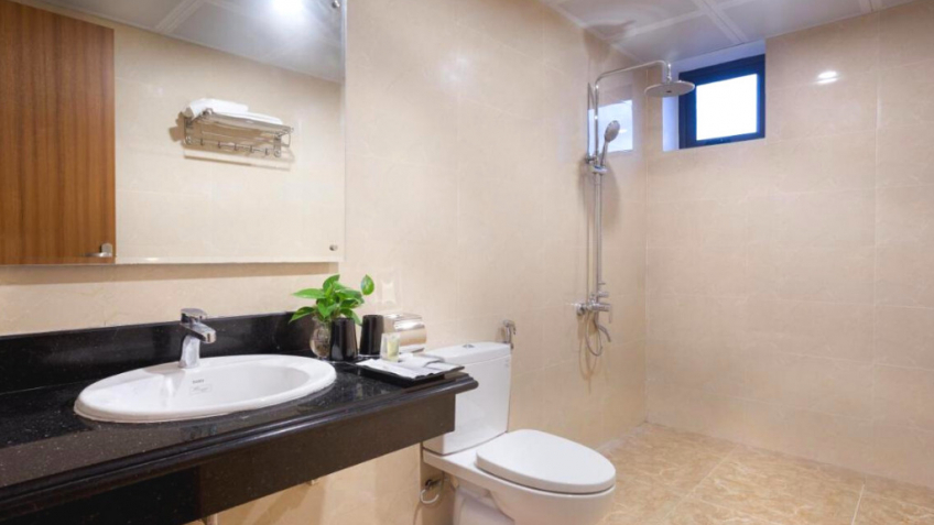 Phòng tắm tại phòng nghỉ Trang An International Ninh Binh