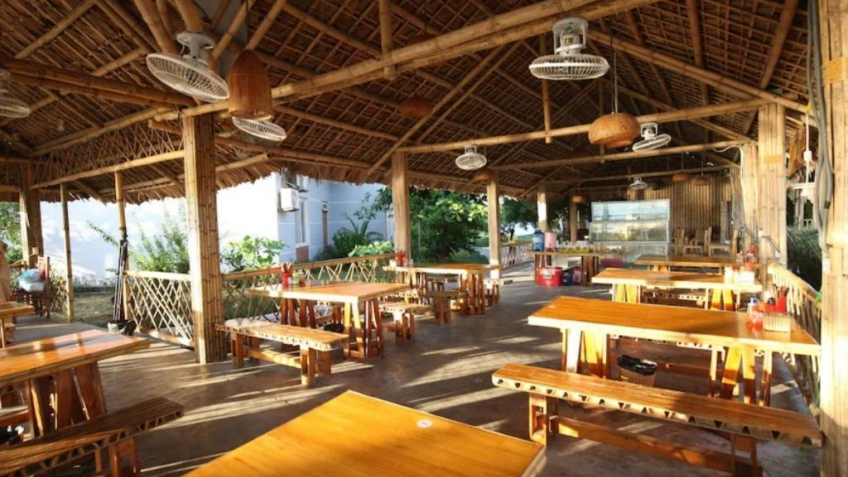Nhà hàng tại khu nghỉ dưỡng Tre Nguồn Thiên Cầm Resort