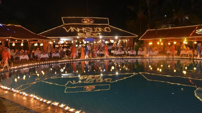 Tiệc bên hồ tại Vinh Sương Resort Phan Thiết