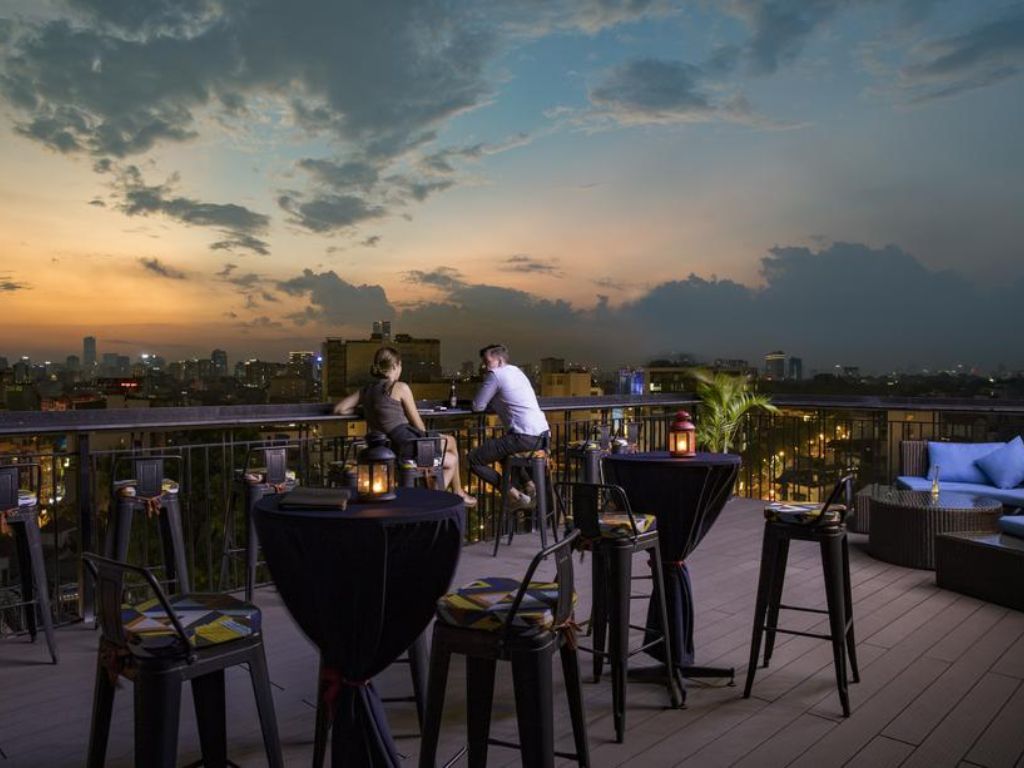 Eclipse Sky Bar tại Acoustic Hanoi Hotel