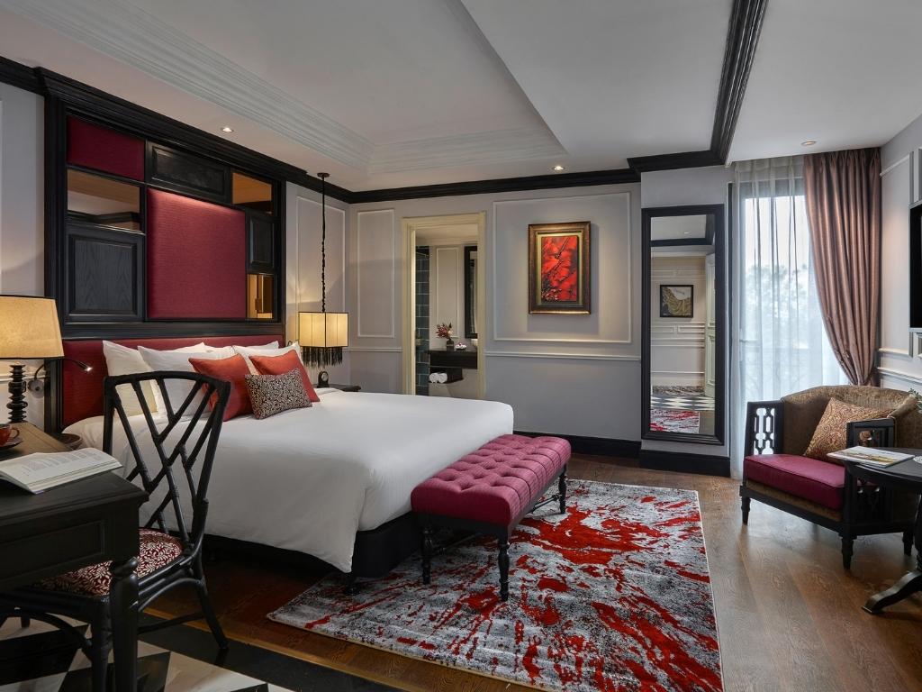 Phòng Balcony Junior Suite tại  khách sạn AIRA Boutique Hanoi