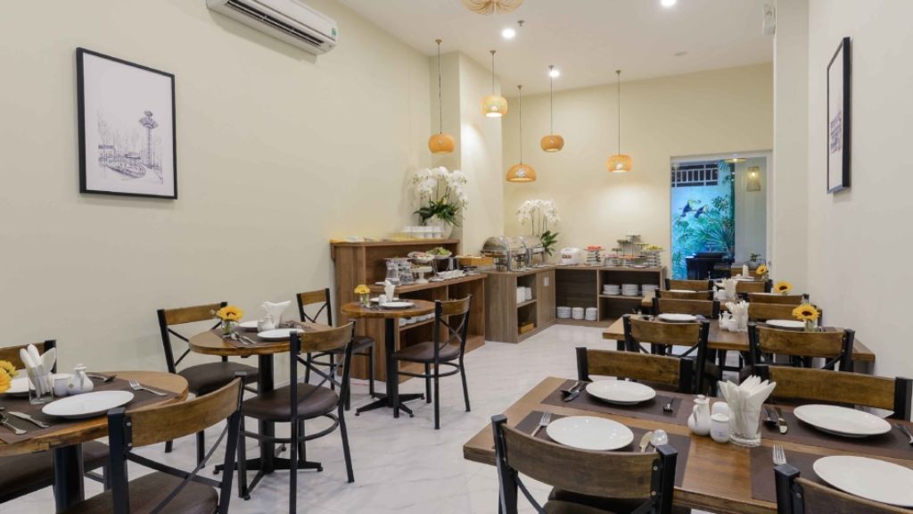 Nhà hàng khách sạn 3* Akoya Saigon Central