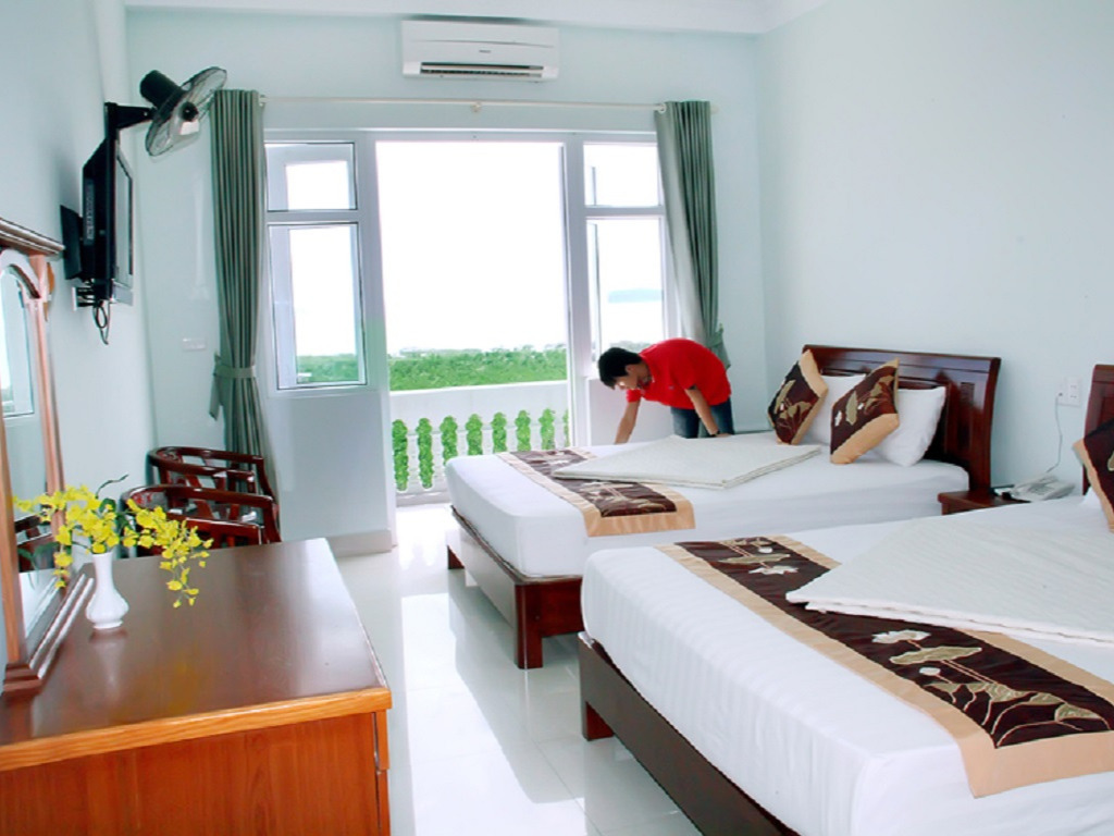 Phòng Deluxe Twin Tại Ann Quảng Ninh Hotel