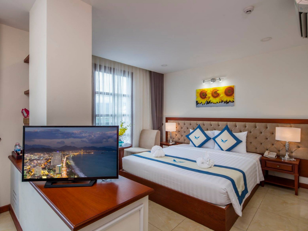 Phòng Superior Hướng Thành Phố Tại Apus Nha Trang Hotel 4 Sao