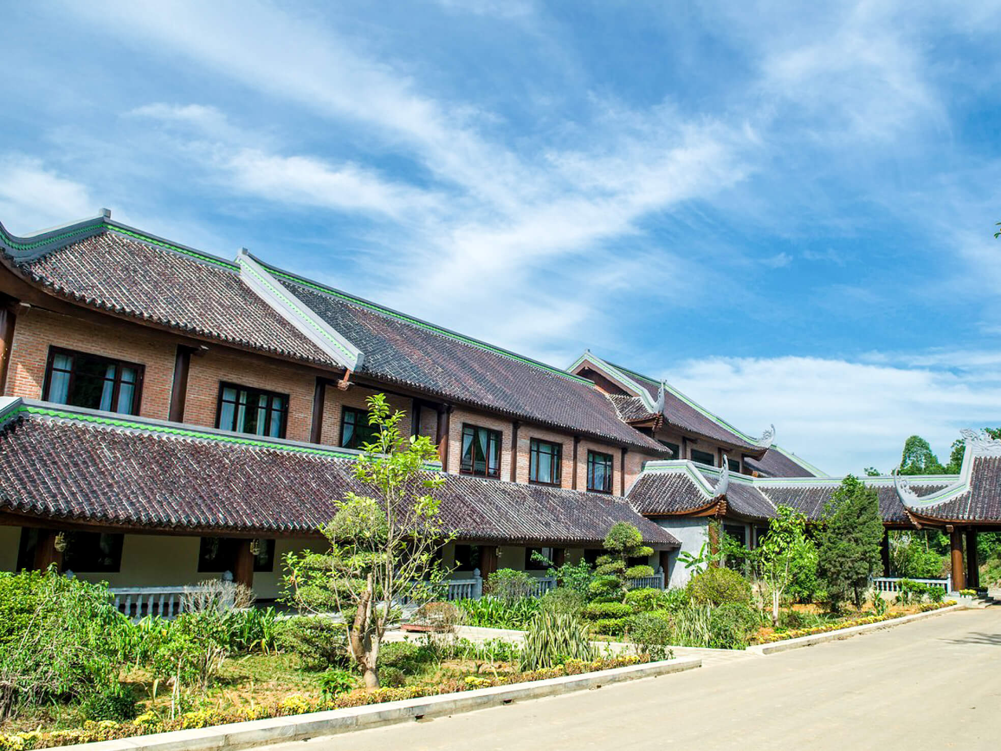 Bái Đính Hotel Ninh Bình