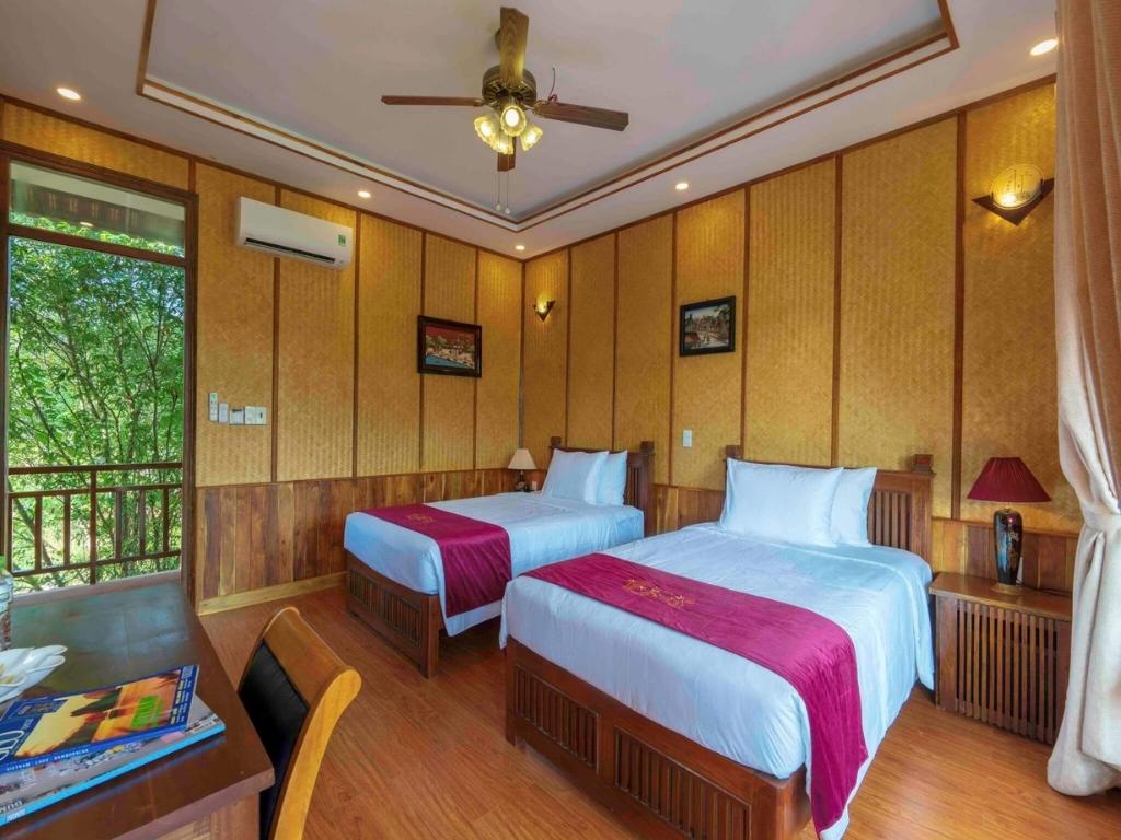 Phòng Deluxe Pool View tại Bambusa Resort