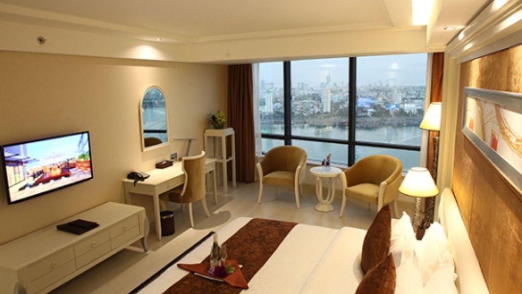Phòng Grand Suite River View