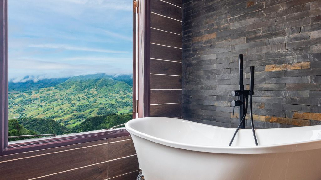 Phòng tắm Luxury Sky Villa