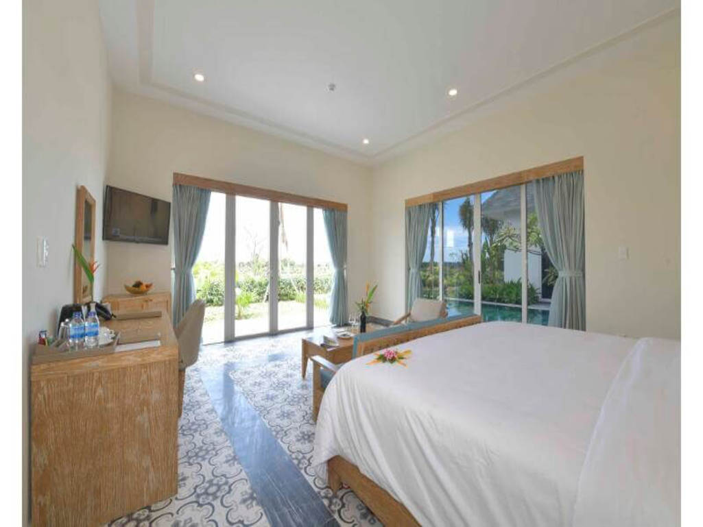 Villas River & Lake View