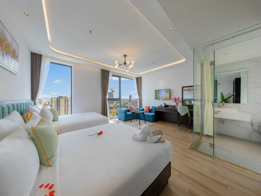 Premier Twin Partial Ocean View Tại Khách Sạn Cordial Grand