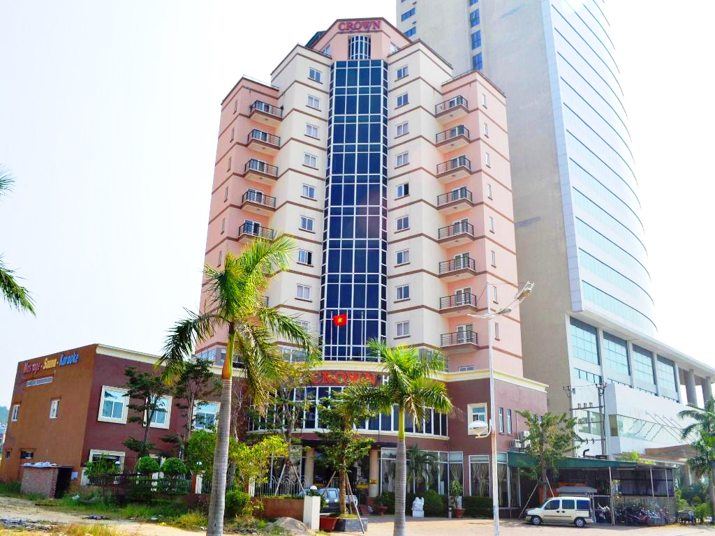 Crown Hotel Hạ Long