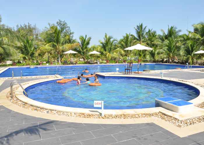 Bể Bơi Đất Lành Beach Resort & Spa Mũi Né