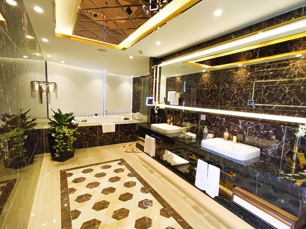 Phòng Tắm Presidental Suite