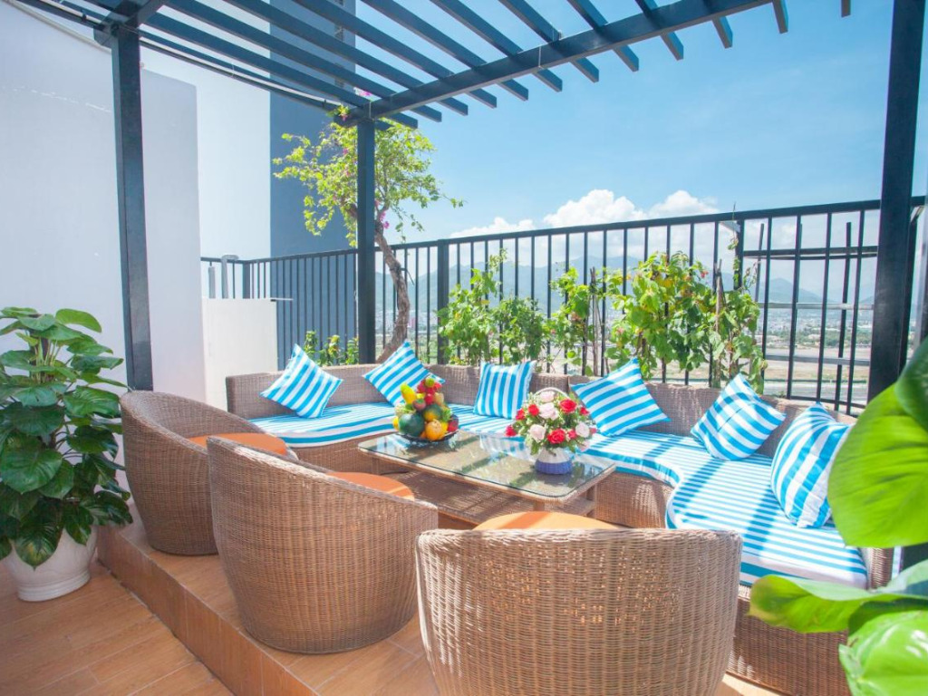 Roof Top Bar Cafe tại Ecstasy Hotel Nha Trang