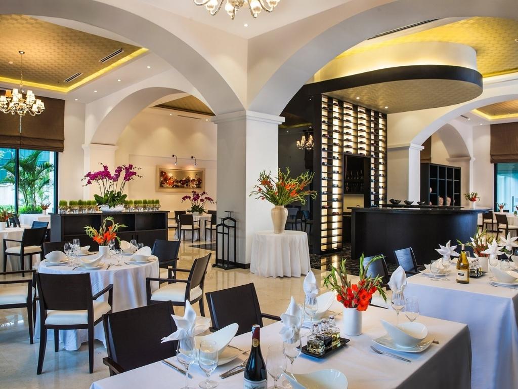 Nhà hàng Camellia Bar tại Elegant Suites Westlake Hotel