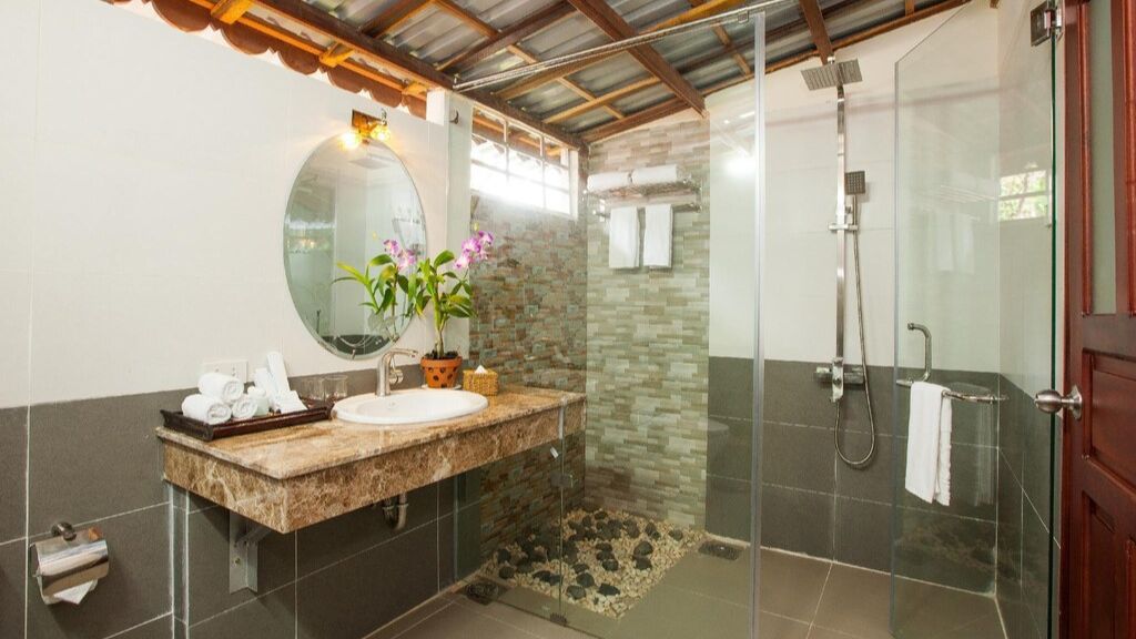 Phòng tắm Tropic Bungalow
