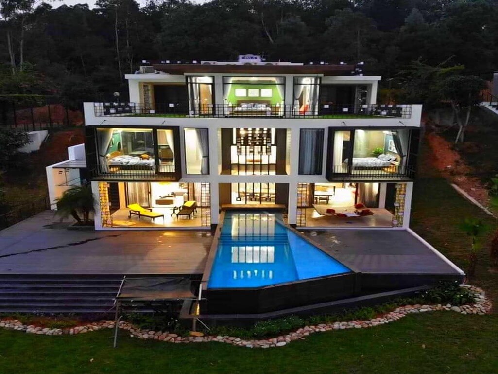 Toàn cảnh villa