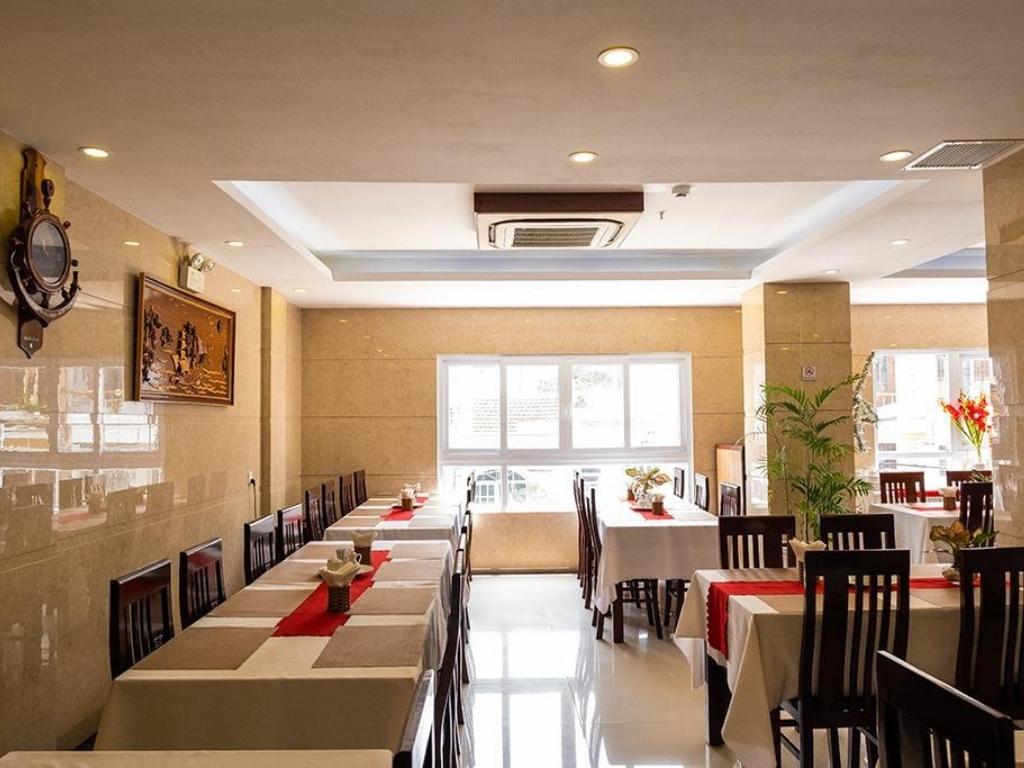 Không gian nhà hàng Gem Nha Trang