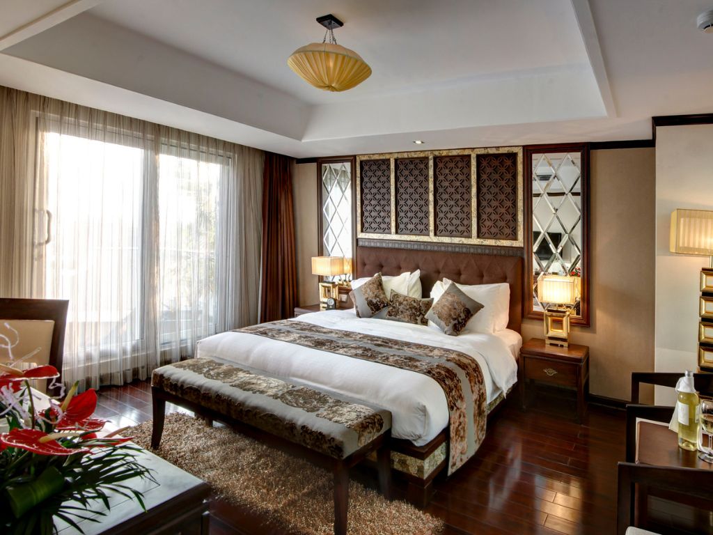 Junior Suite tại khách sạn Golden Lotus Luxury