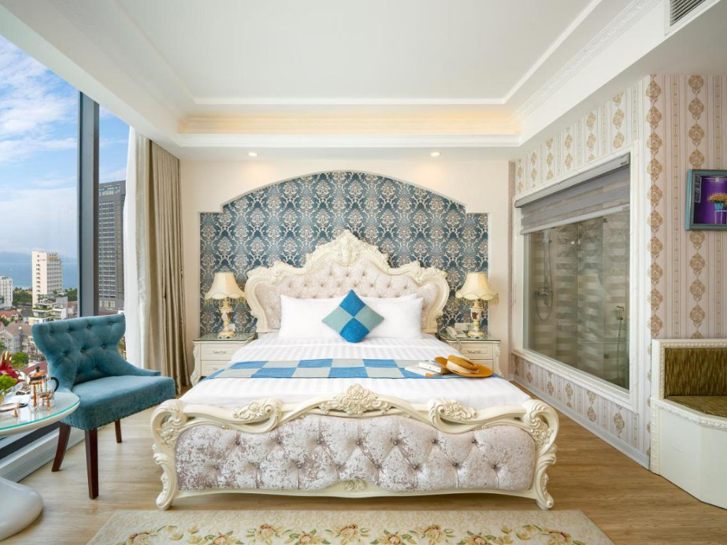 Phòng Family Khách Sạn Golden Rose Đà Nẵng 3 Sao