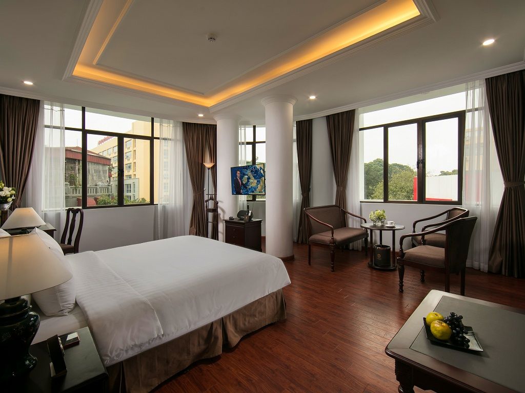 Phòng Junior Suite Khách Sạn Halais 4*