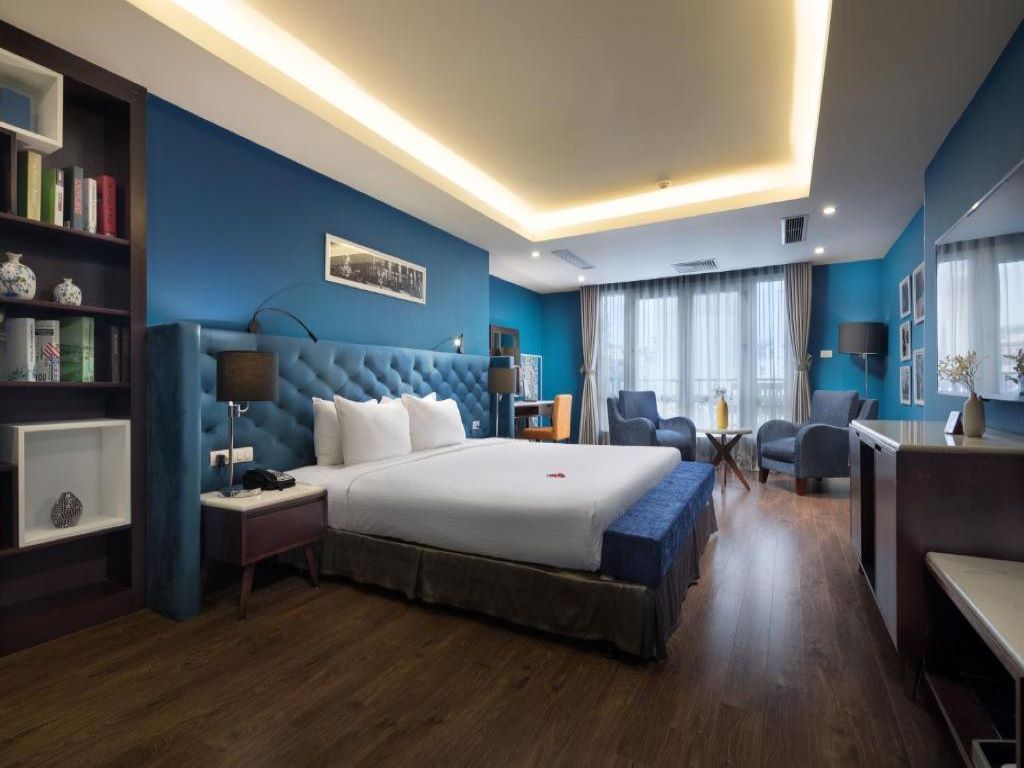 Phòng Royal Suite Hanoi Brilliant 3.5*