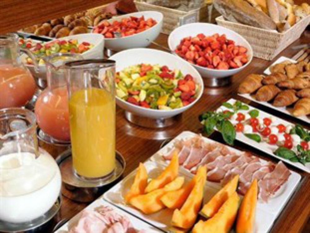 Đồ Ăn Khách Sạn