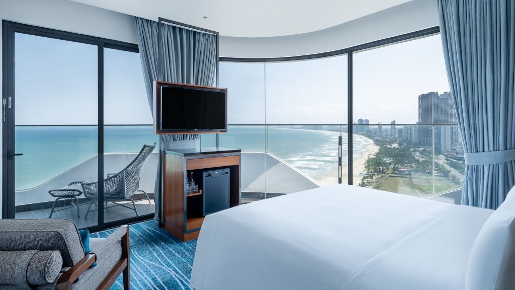 Panoramic Room Ocean View