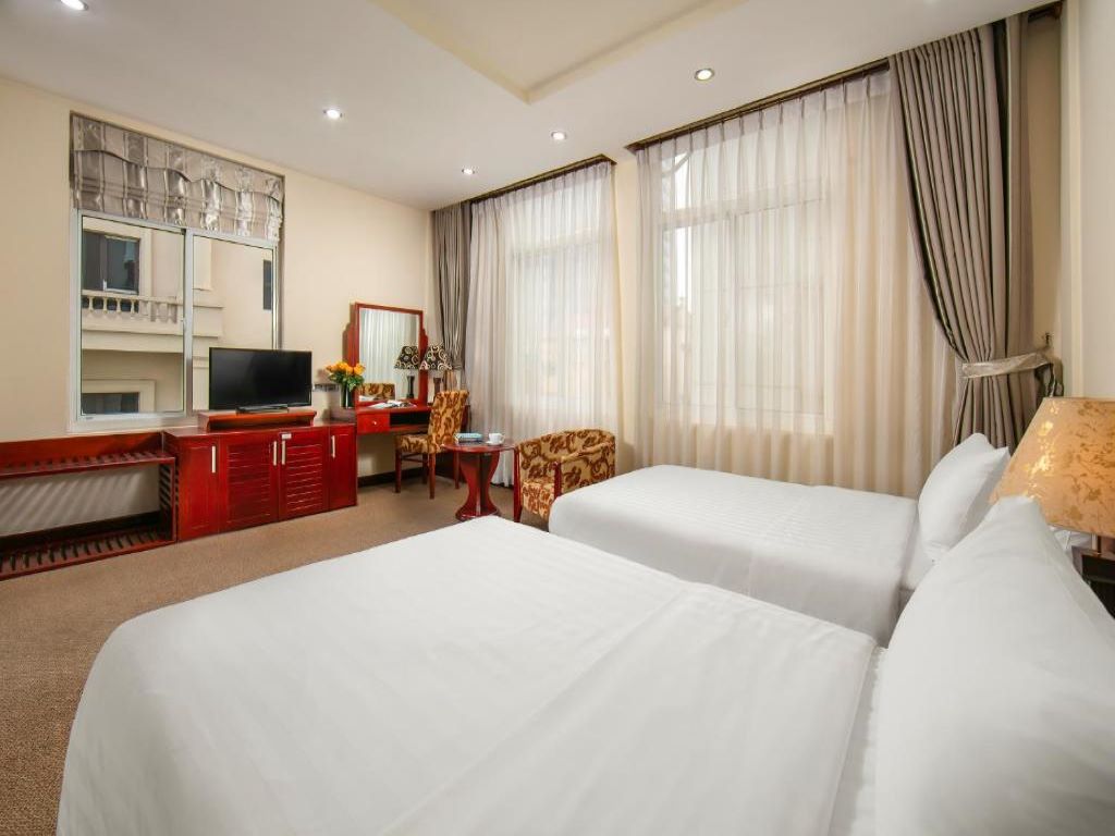 Phòng Superior Double/Twin Hoa Đào Hotel