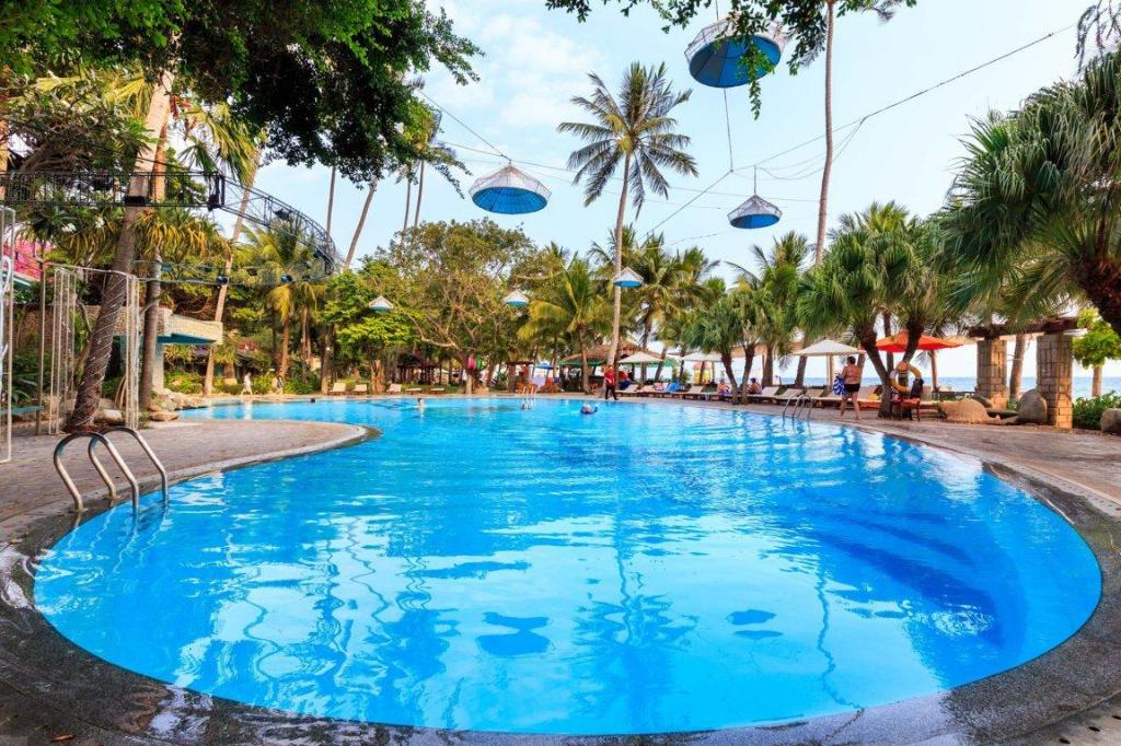 Hồ bơi Hoàng Ngọc Resort & Spa Phan Thiết