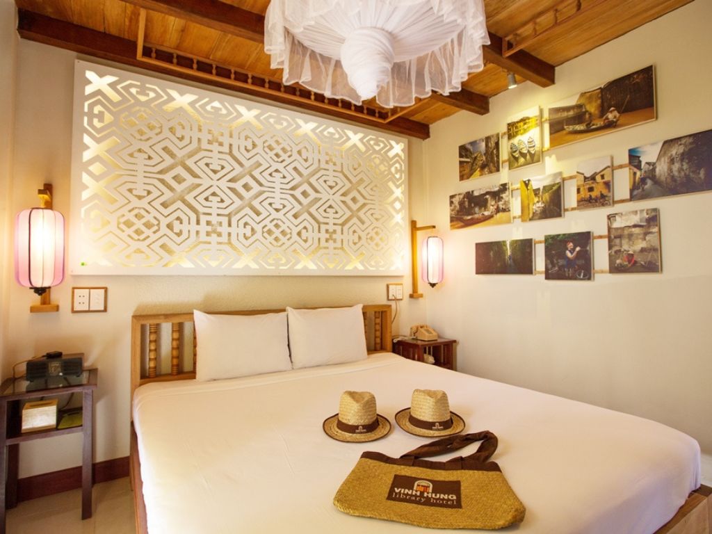 Phòng Deluxe Family Khách Sạn Hoi An Pho Library 2*