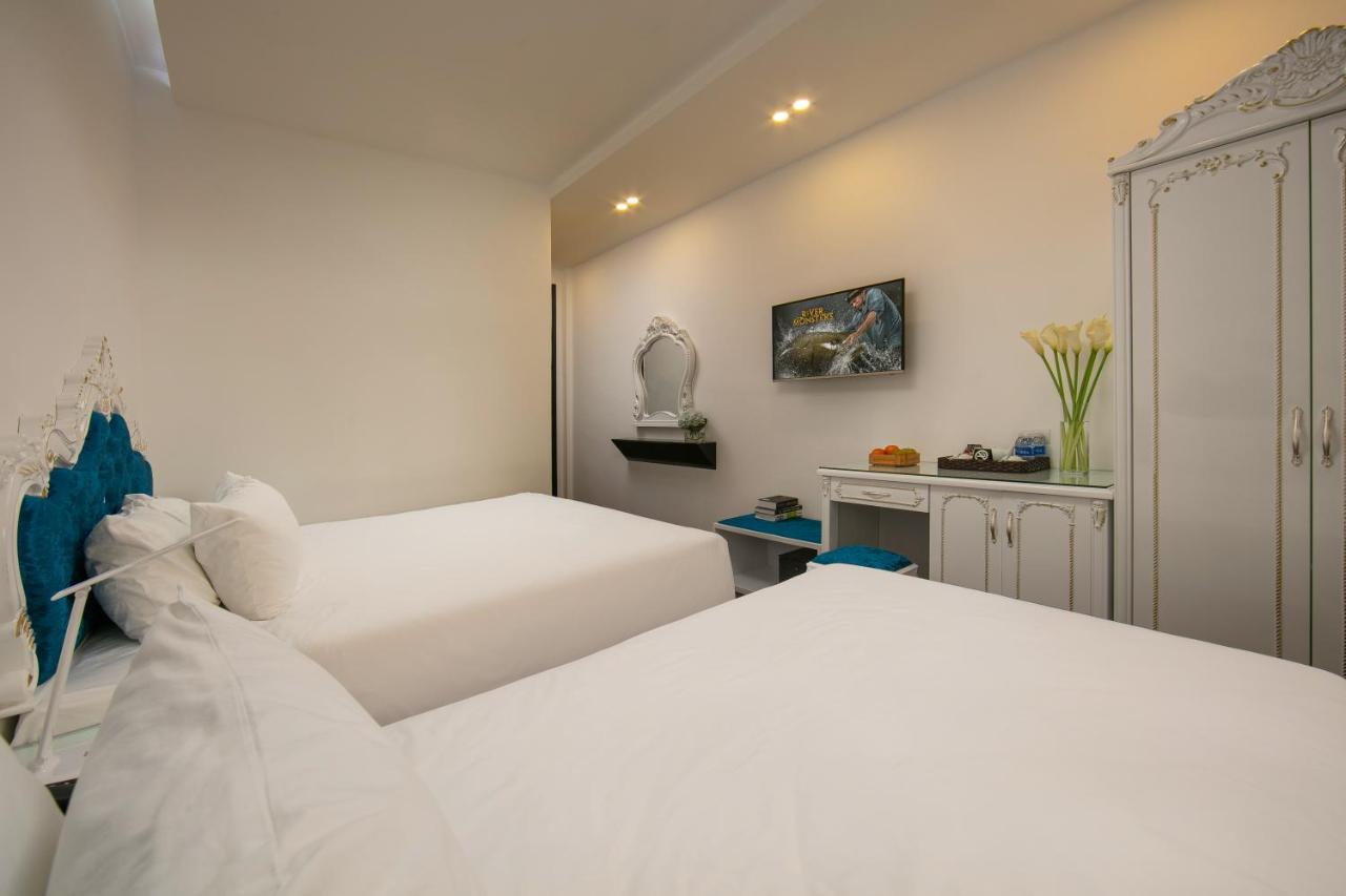 Historical Double/Twin