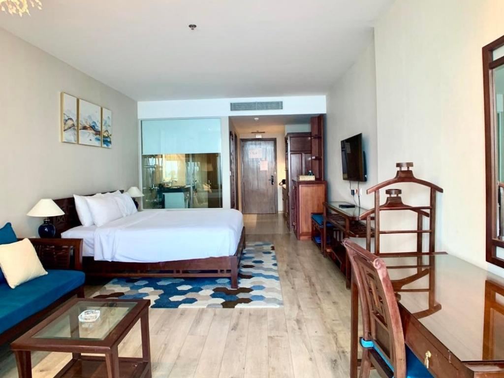 Phòng Family Studio with City View Khách Sạn Holi Panorama 4 Sao Nha Trang