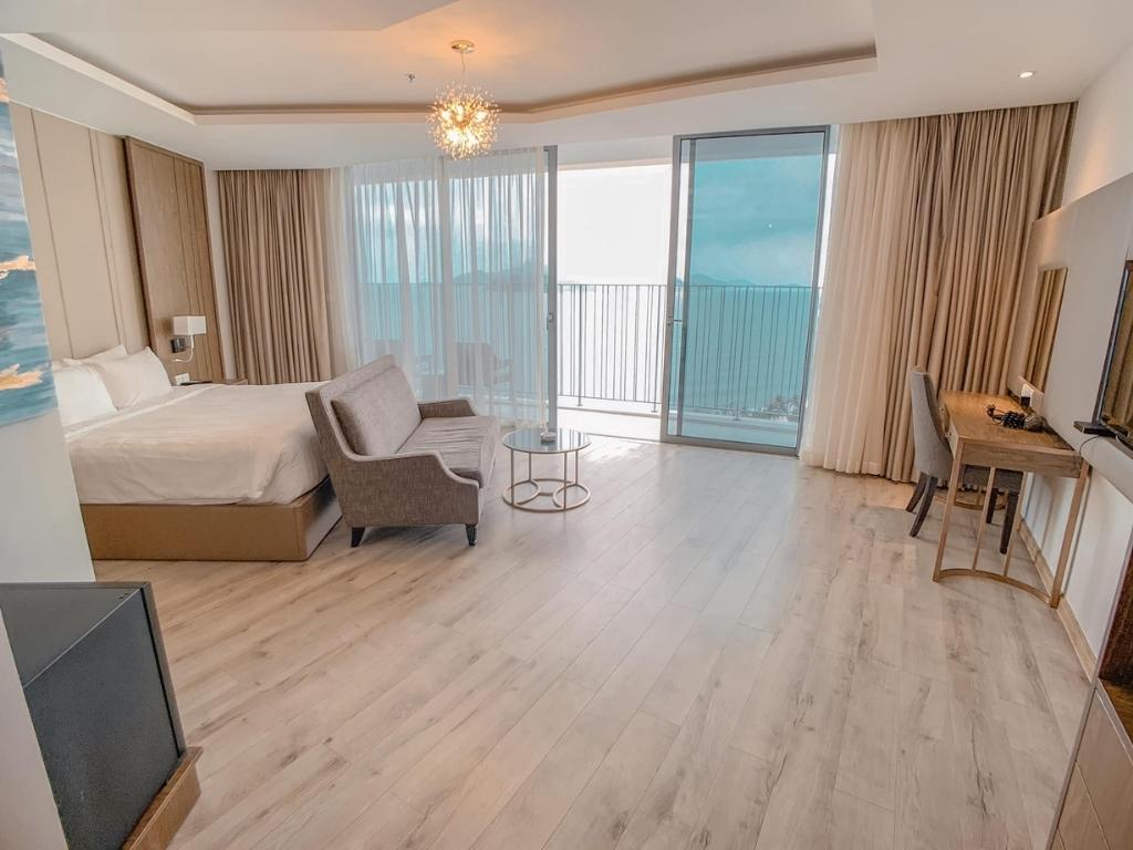 Phòng Full Ocean View Studio Khách Sạn Holi Panorama Nha Trang