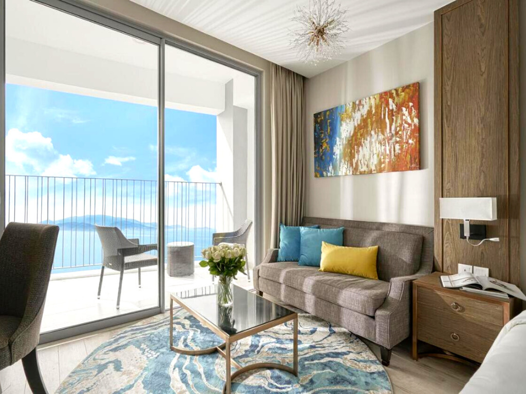 Phòng Studio Suite with City View Khách Sạn Holi Panorama Nha Trang