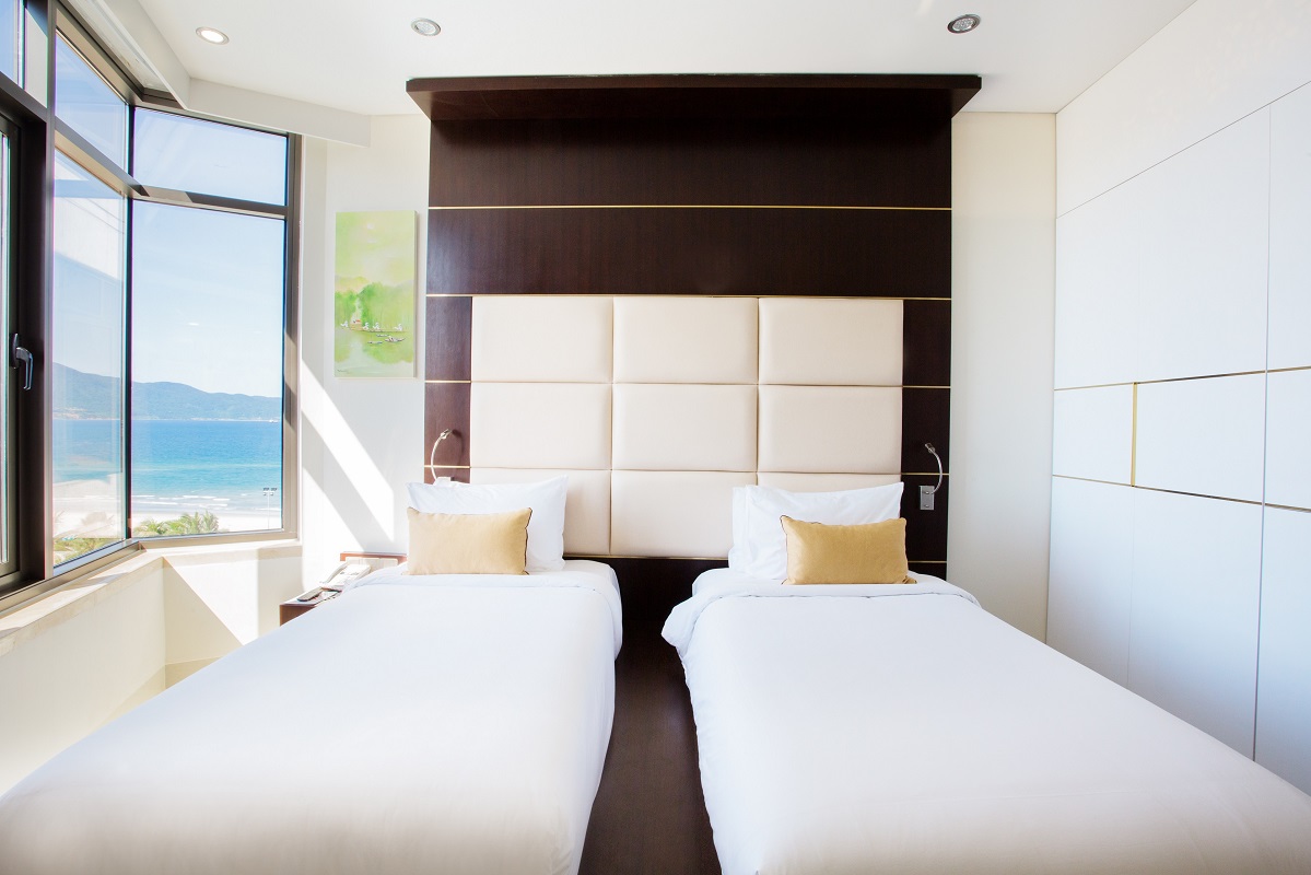 Deluxe Spa Ocean Twin