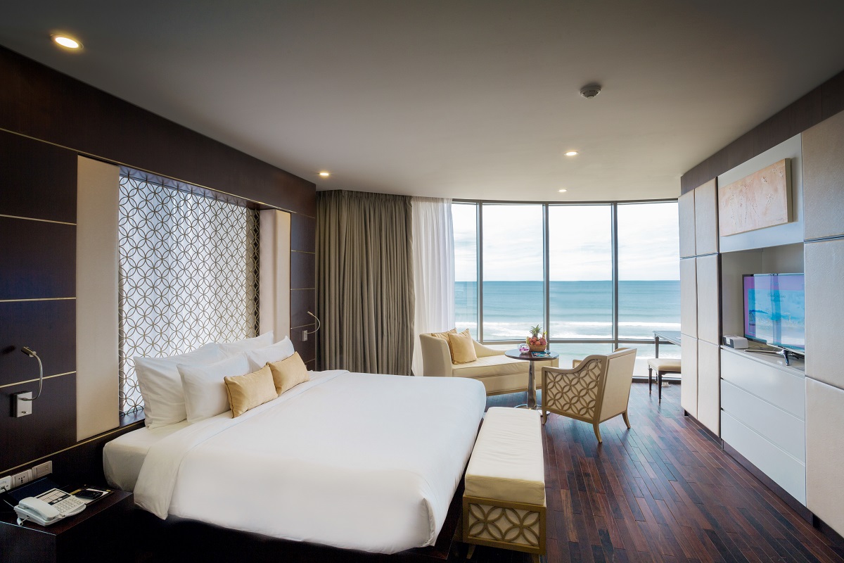 Junior Spa Suite Beachfront