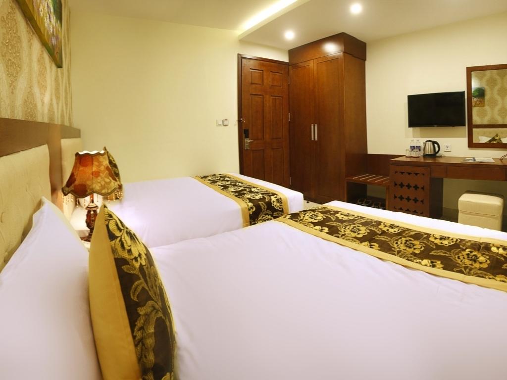 Phòng Deluxe Double/Twin tại Hùng Anh Đà Nẵng