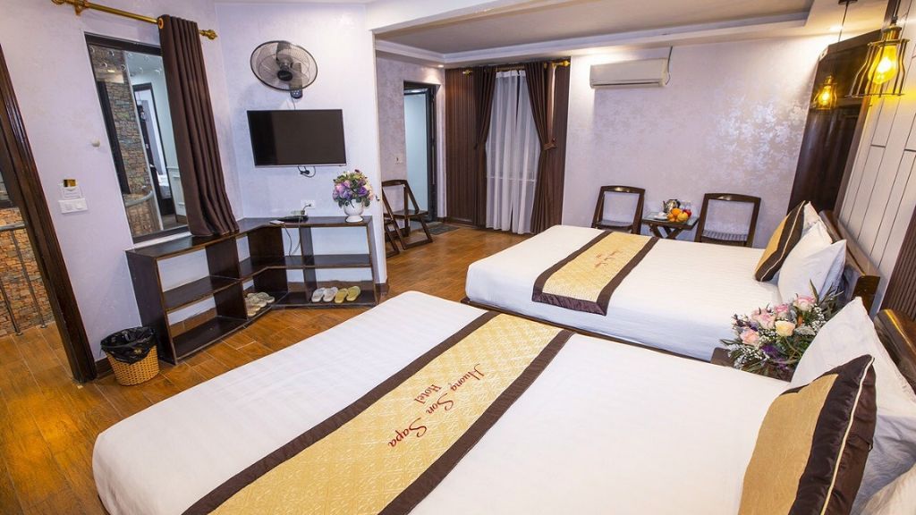 Phòng Family tại Hương Sơn Sapa Hotel 3*