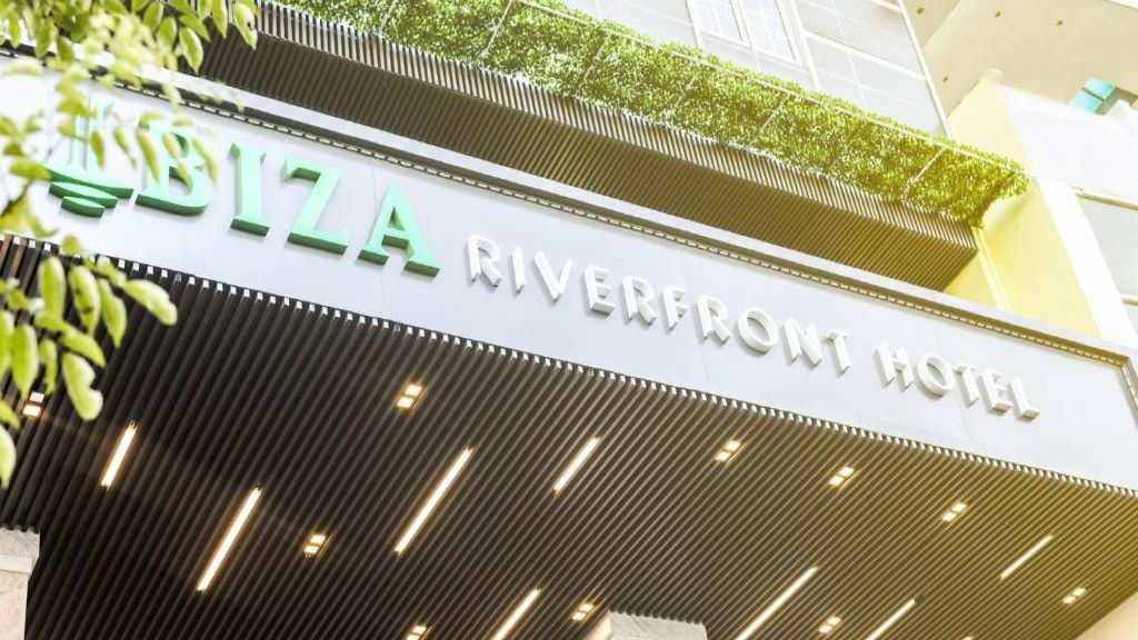 Ibiza Riverfront Hotel Đà Nẵng