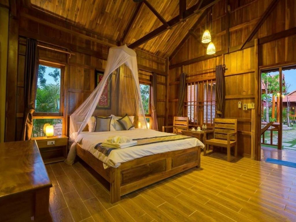 Phòng Bungalow Gia Đình tại khu nghỉ dưỡng Island Lodge Phú Quốc