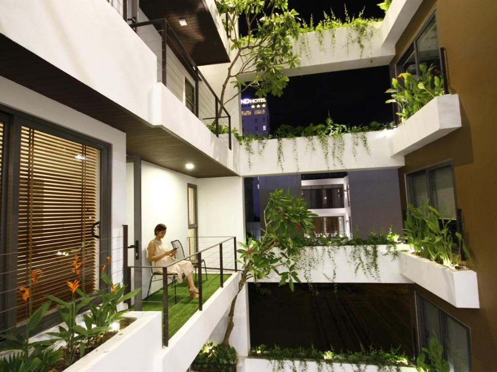 Không Gian Khách Sạn John Boutique Villa